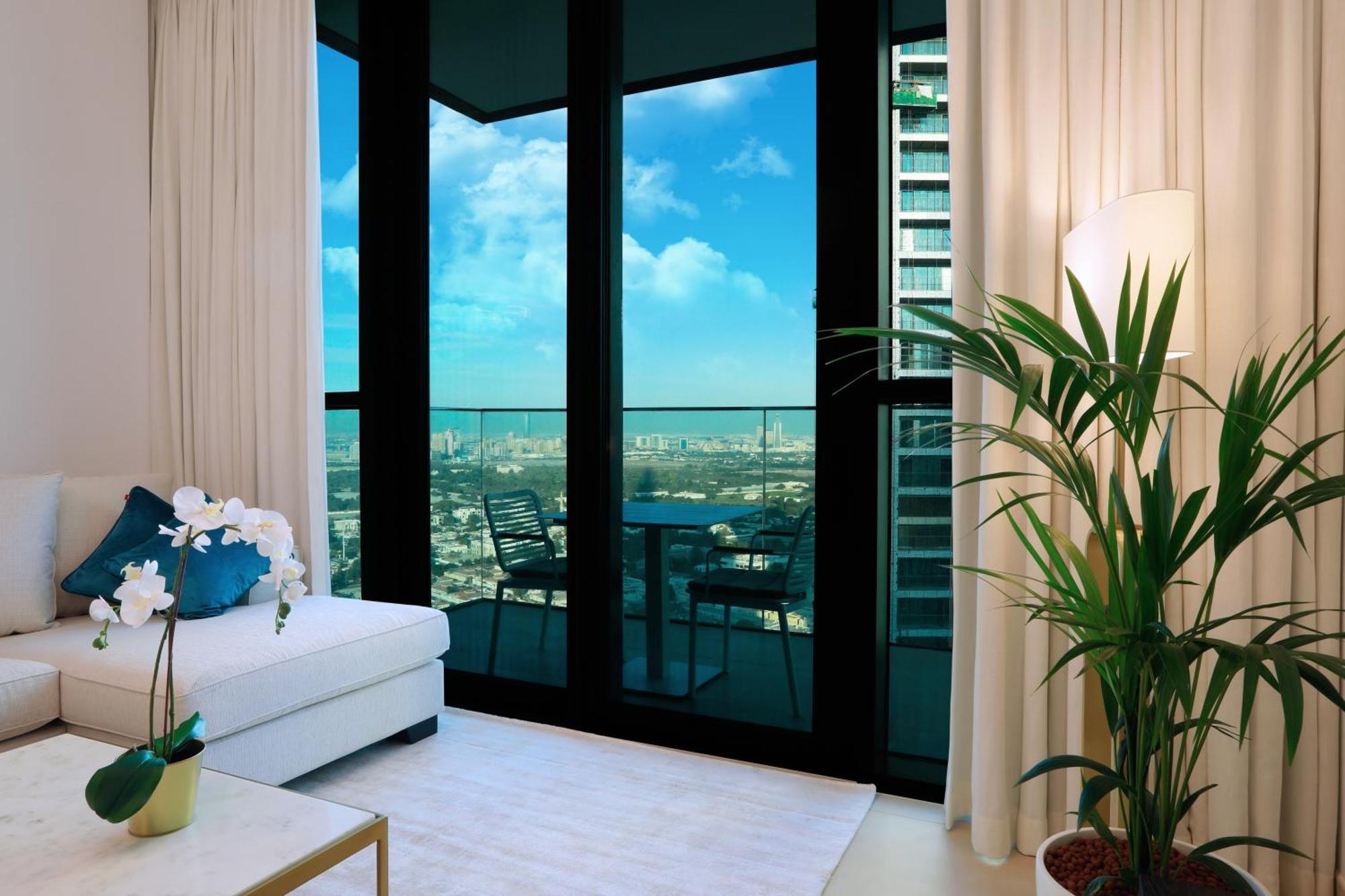 Elegant With Direct Access To Mall Apartment *