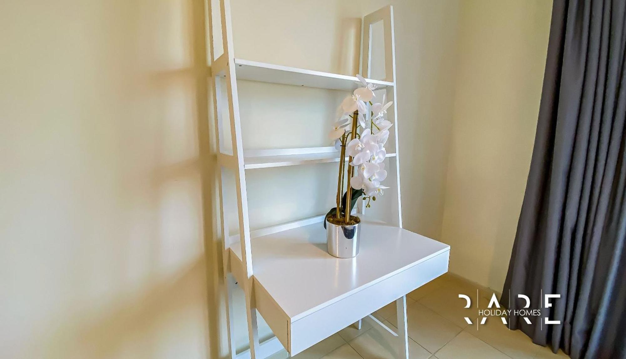 Apartment Rare - Modern Style - Close To V - Serene Community - Summer 2 - R229 - Jvc