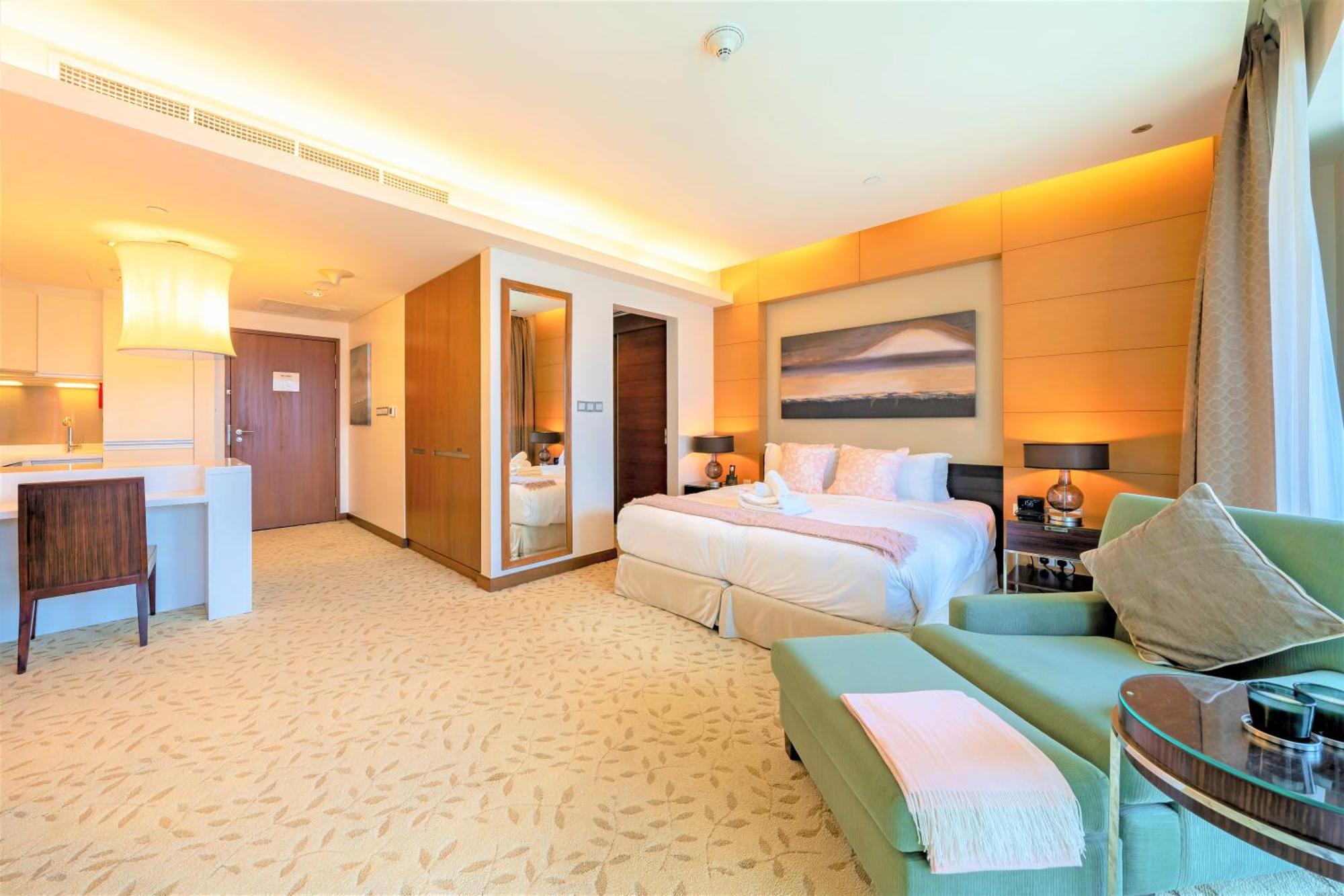Apartment The Address Mall - Burj Khalifa View *