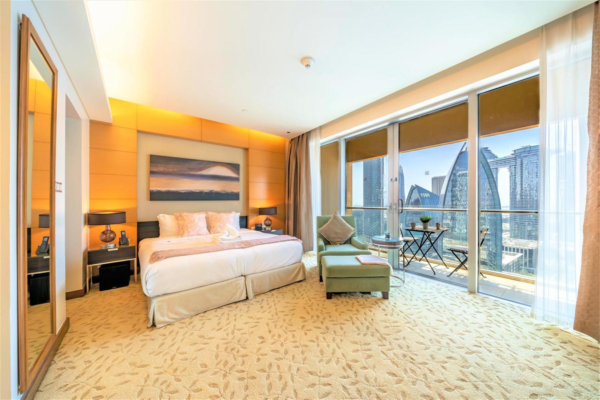 Apartment The Address Mall - Burj Khalifa View *