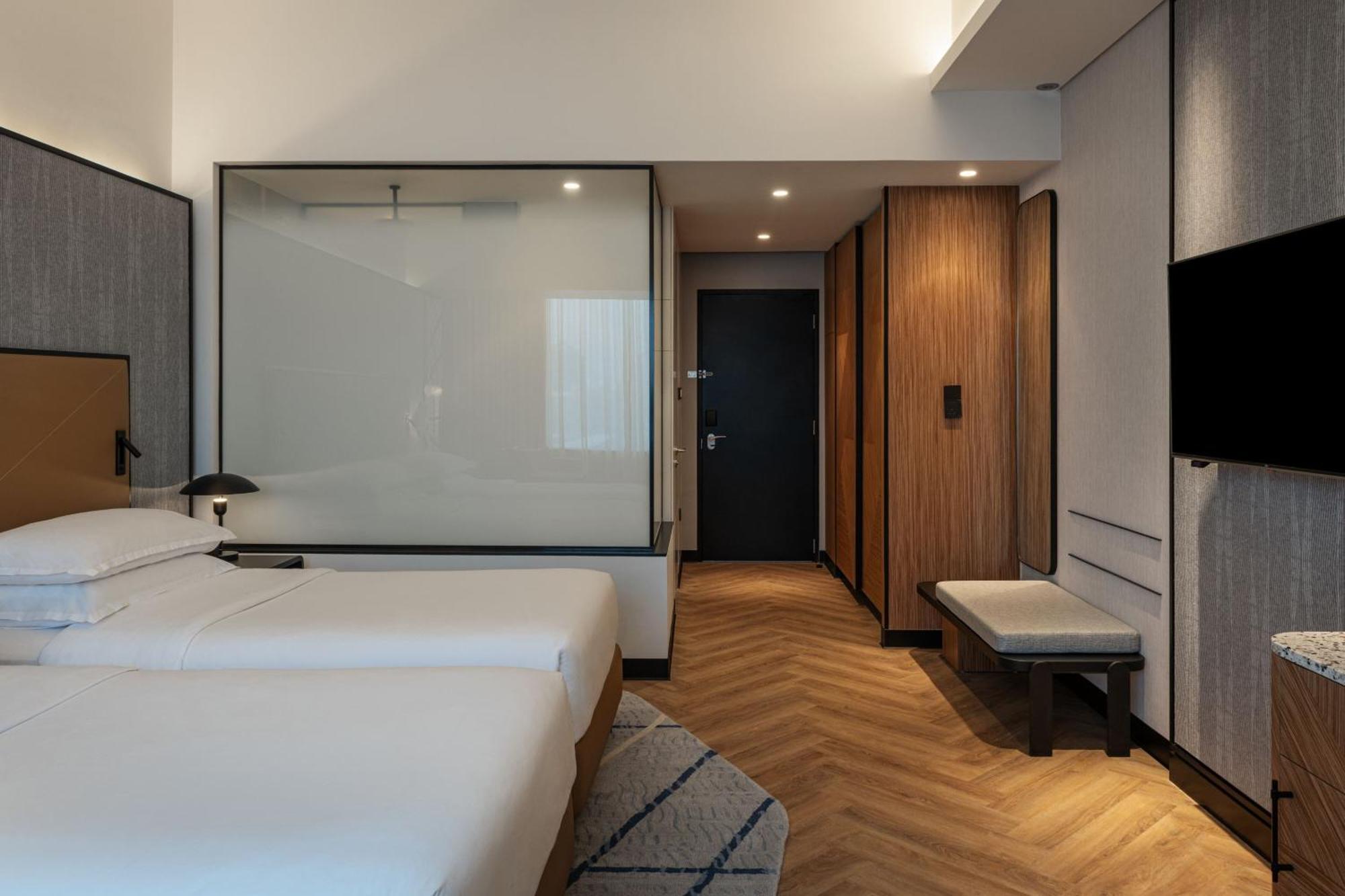 Sheraton Mall Of The Emirates Hotel, Hotel 5*