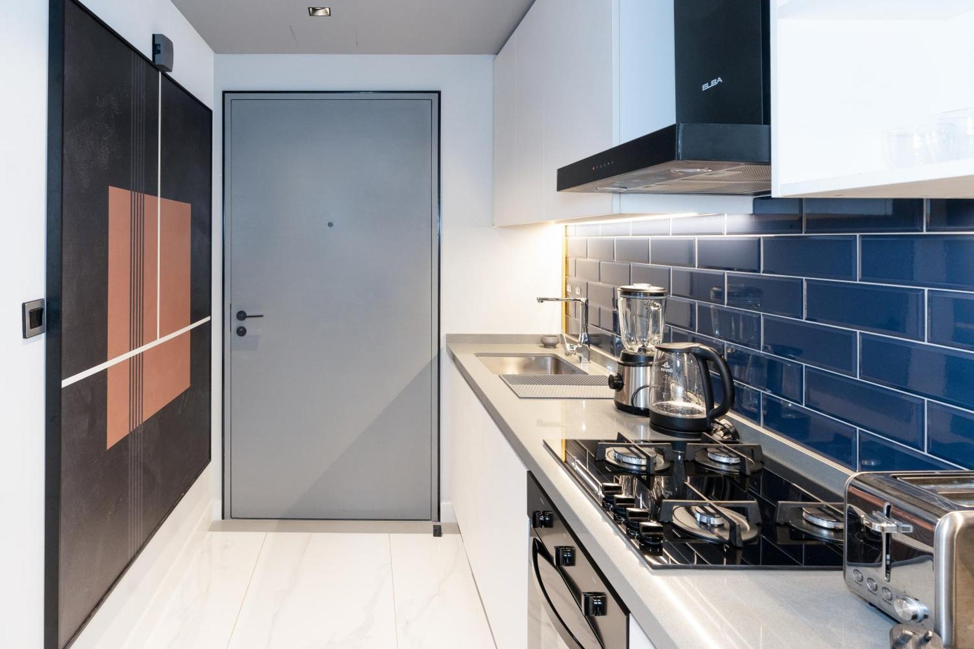 Daire Lux In Downtown, 5 Mins To Burj Khalifa & Mall - Mag318 Dubai