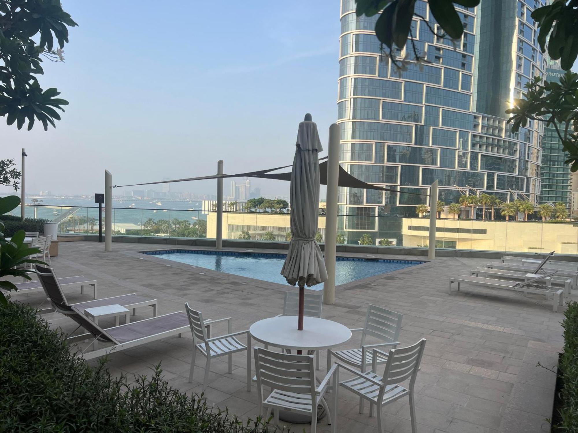 Marina Eye View: Luxury * Dubai