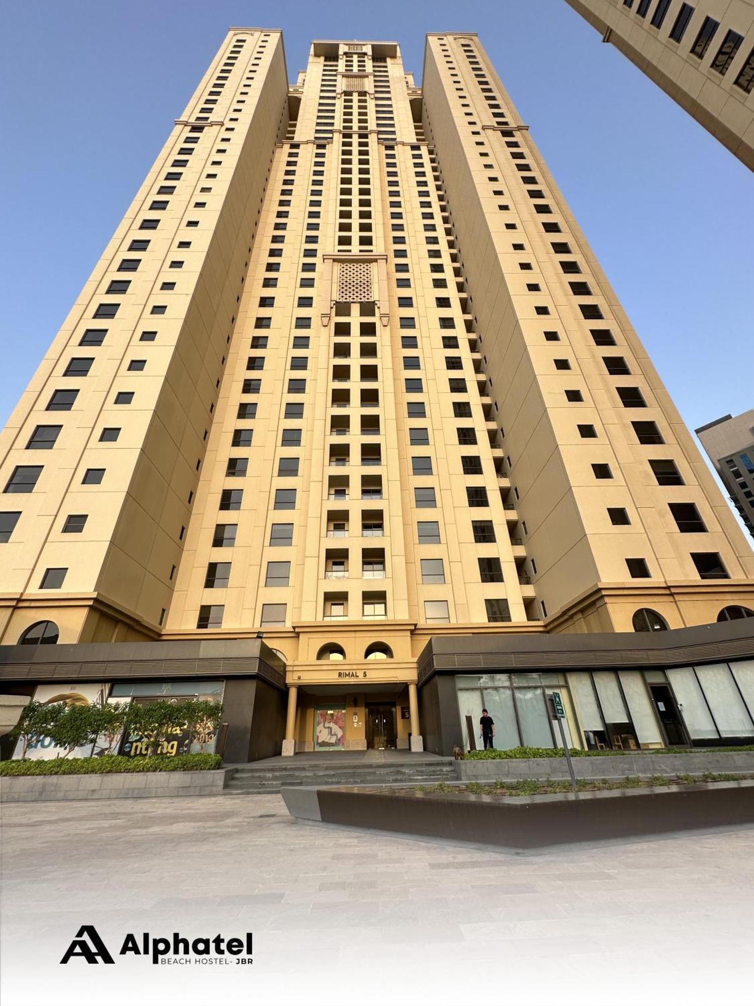 Hostel Alphatel Beach Jbr