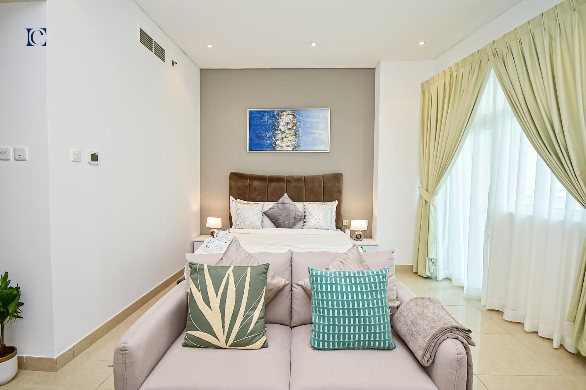 Luxury Escapes - Budget With Balcony, Yacht Bay Marina Apartment Dubai