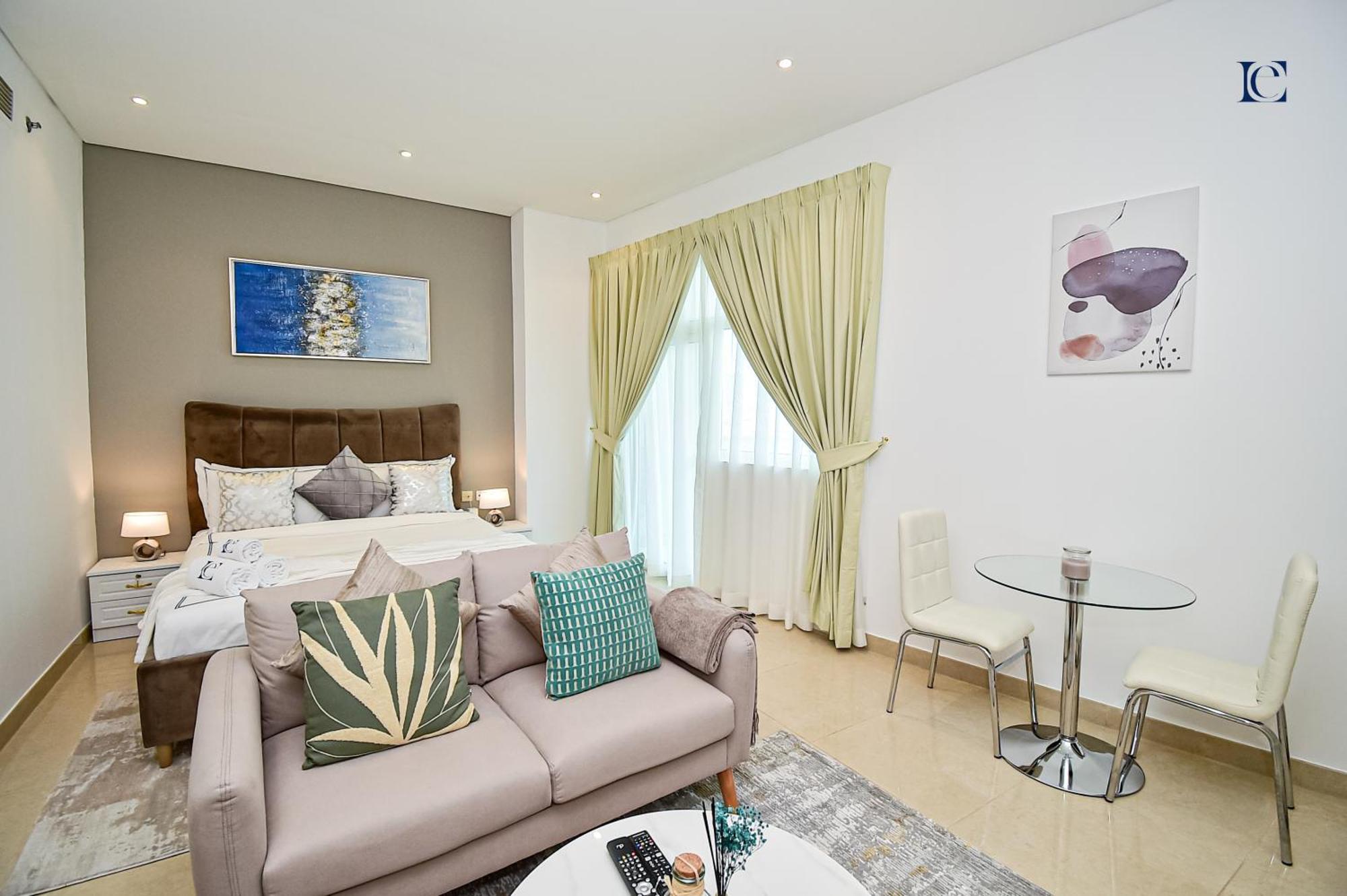 Luxury Escapes - Budget With Balcony, Yacht Bay Marina * Dubai