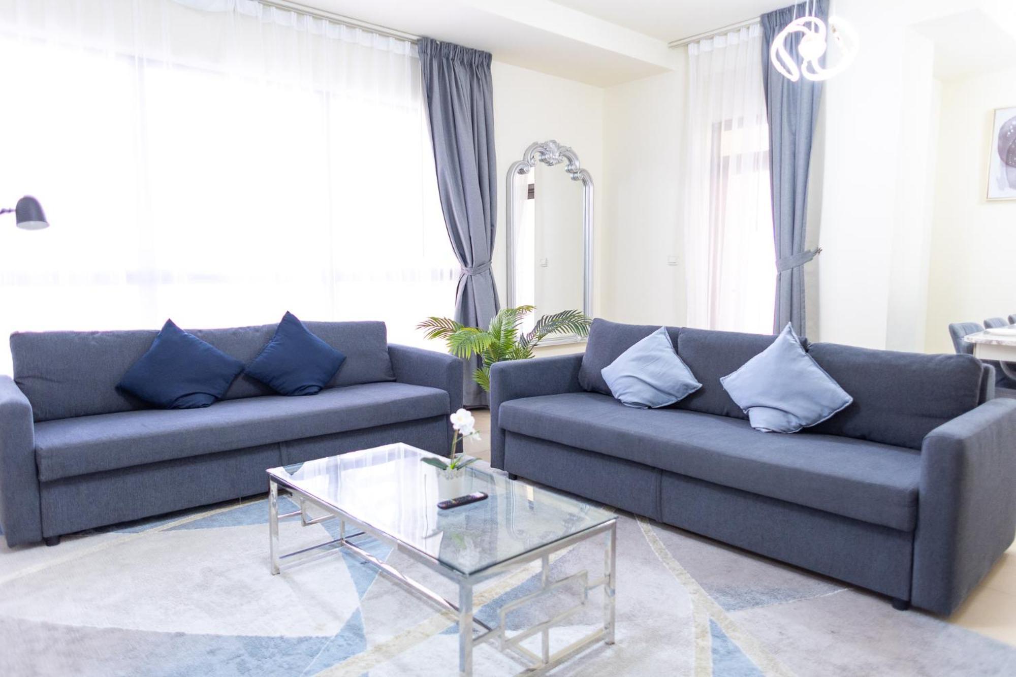 Apartment On Jbr By Happy Season Dubai