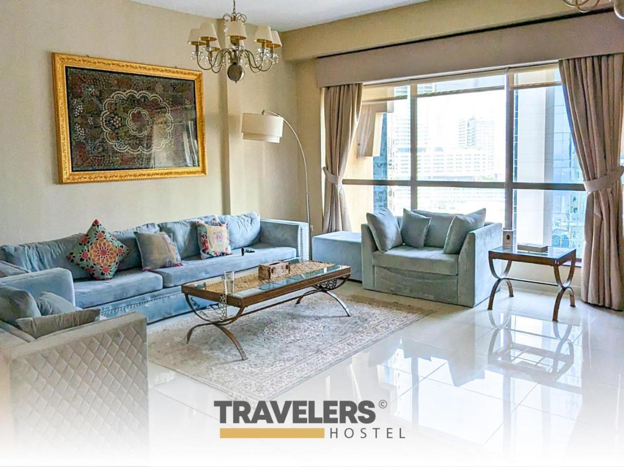 Travelers - Marina Dubai
