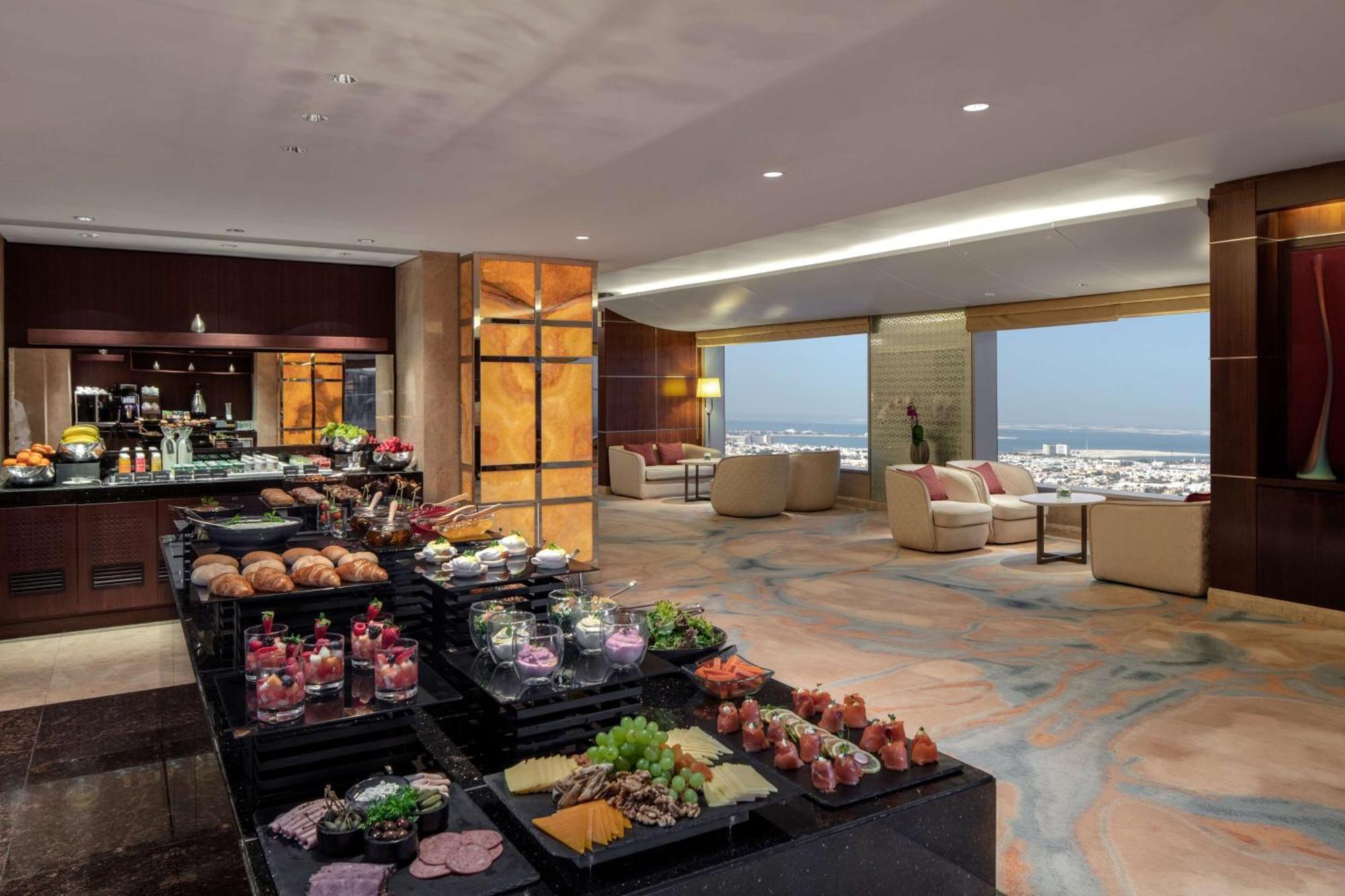 Conrad 5*