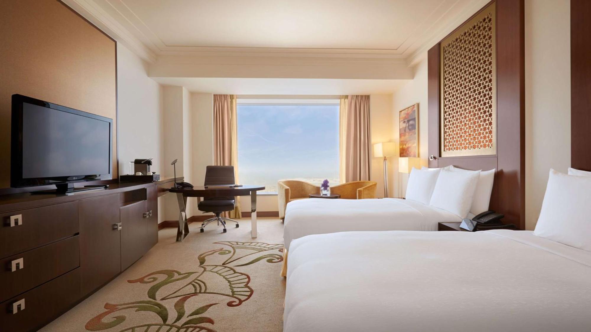 Conrad Hotel 5*