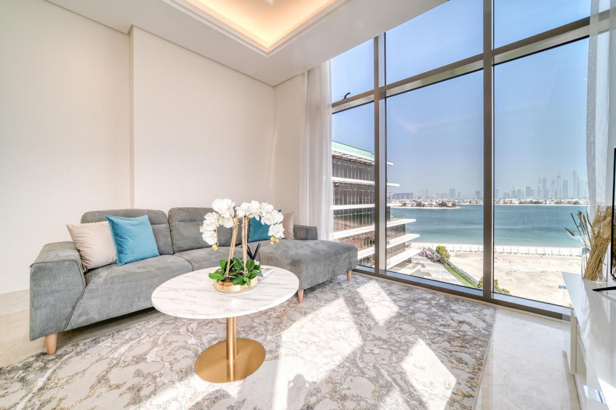 The 8, Palm Jumeirah - Mint Daire Dubai
