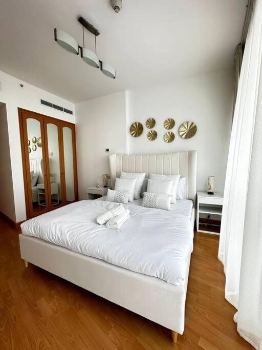 2 Bdr In Marina Terrace Marina *