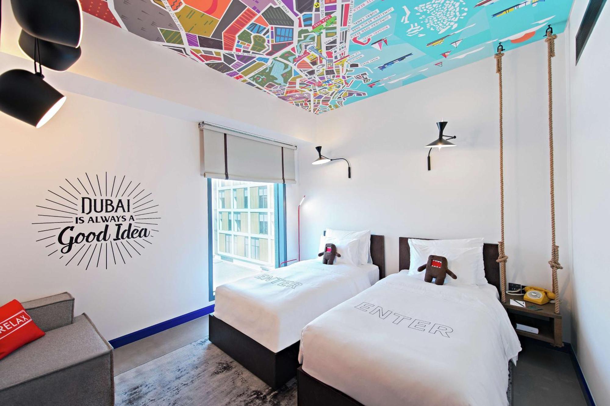 Hotel Hampton By Hilton Al Seef 3*