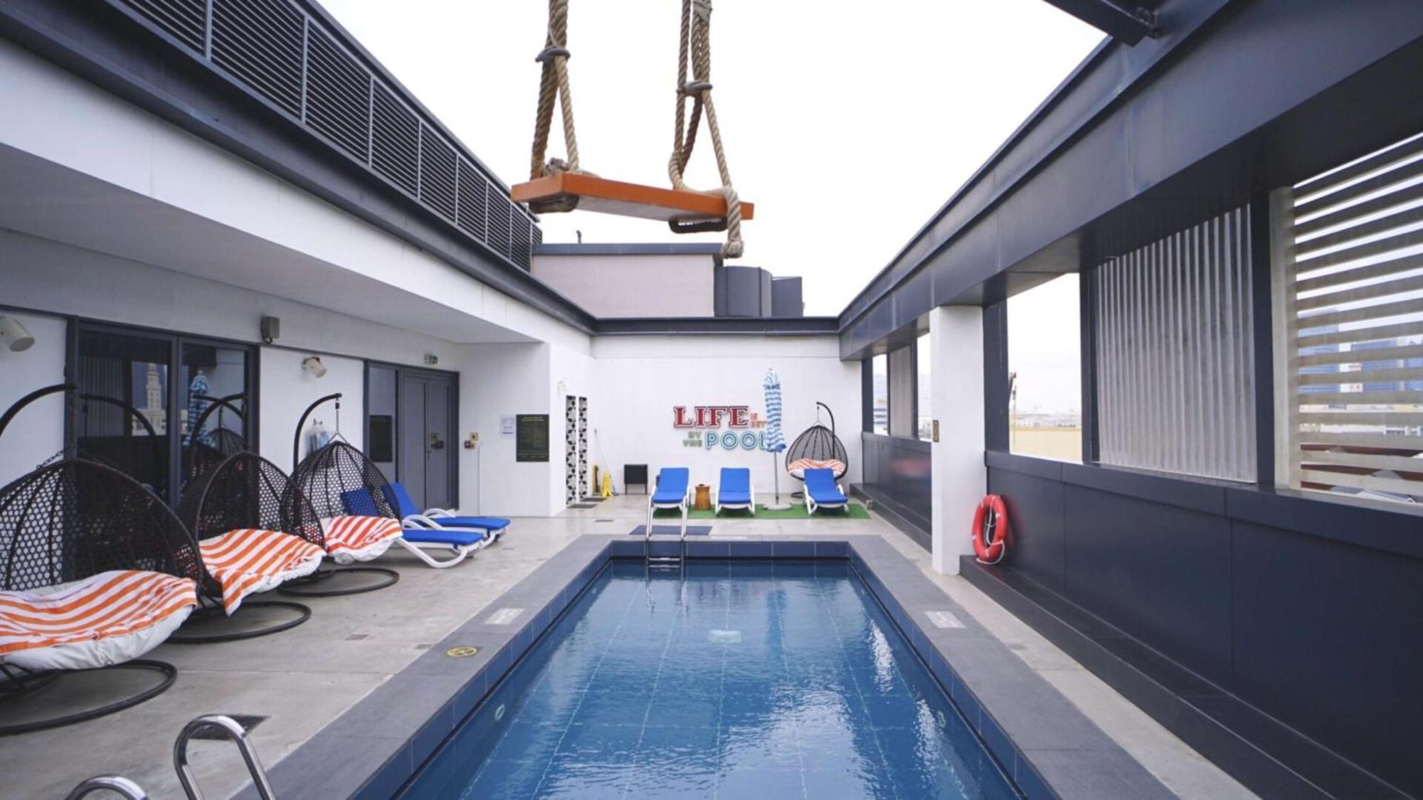 Hampton By Hilton Al Seef 3*
