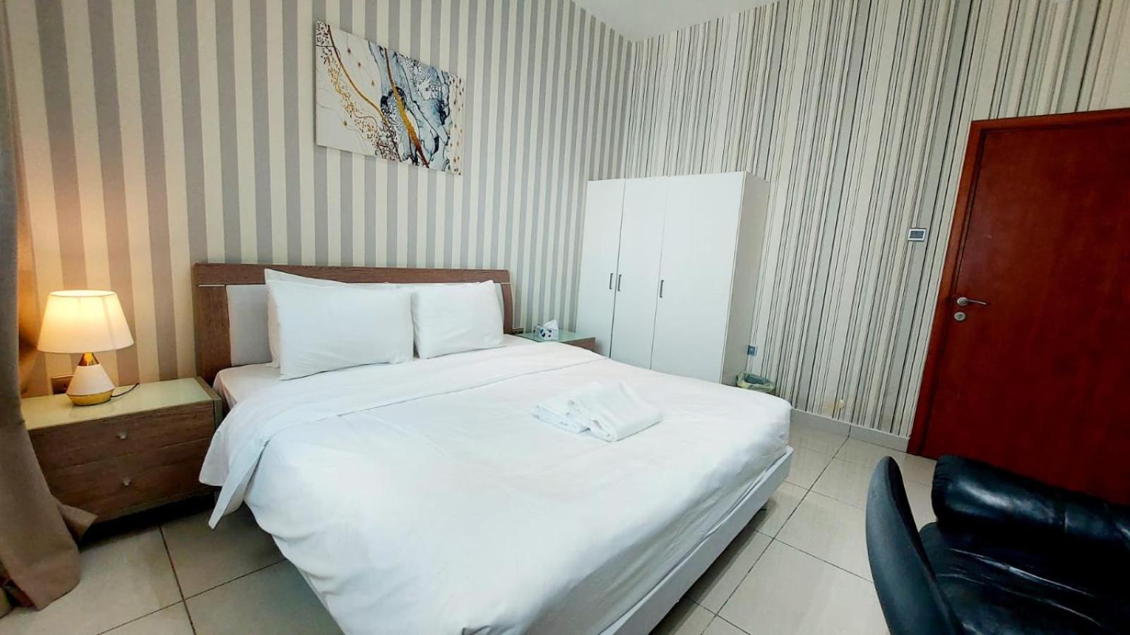 Daire Entire Private Self Catered Marina