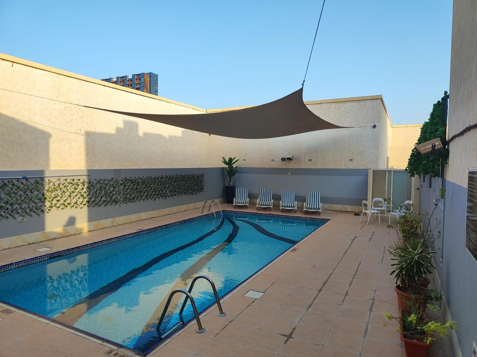 Al Raya Dubai