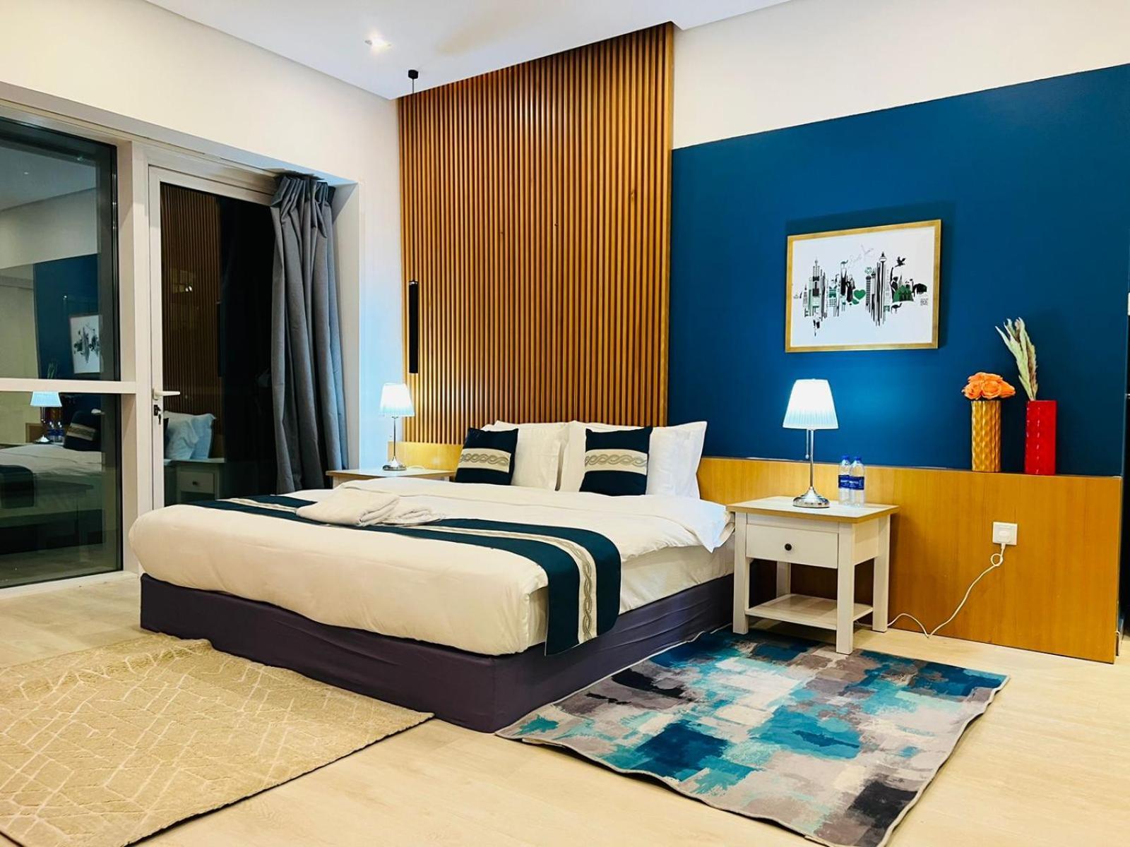 High Floor With Skyline & Burj Khalifa View 3 Bedroom Unit Marina * Dubai