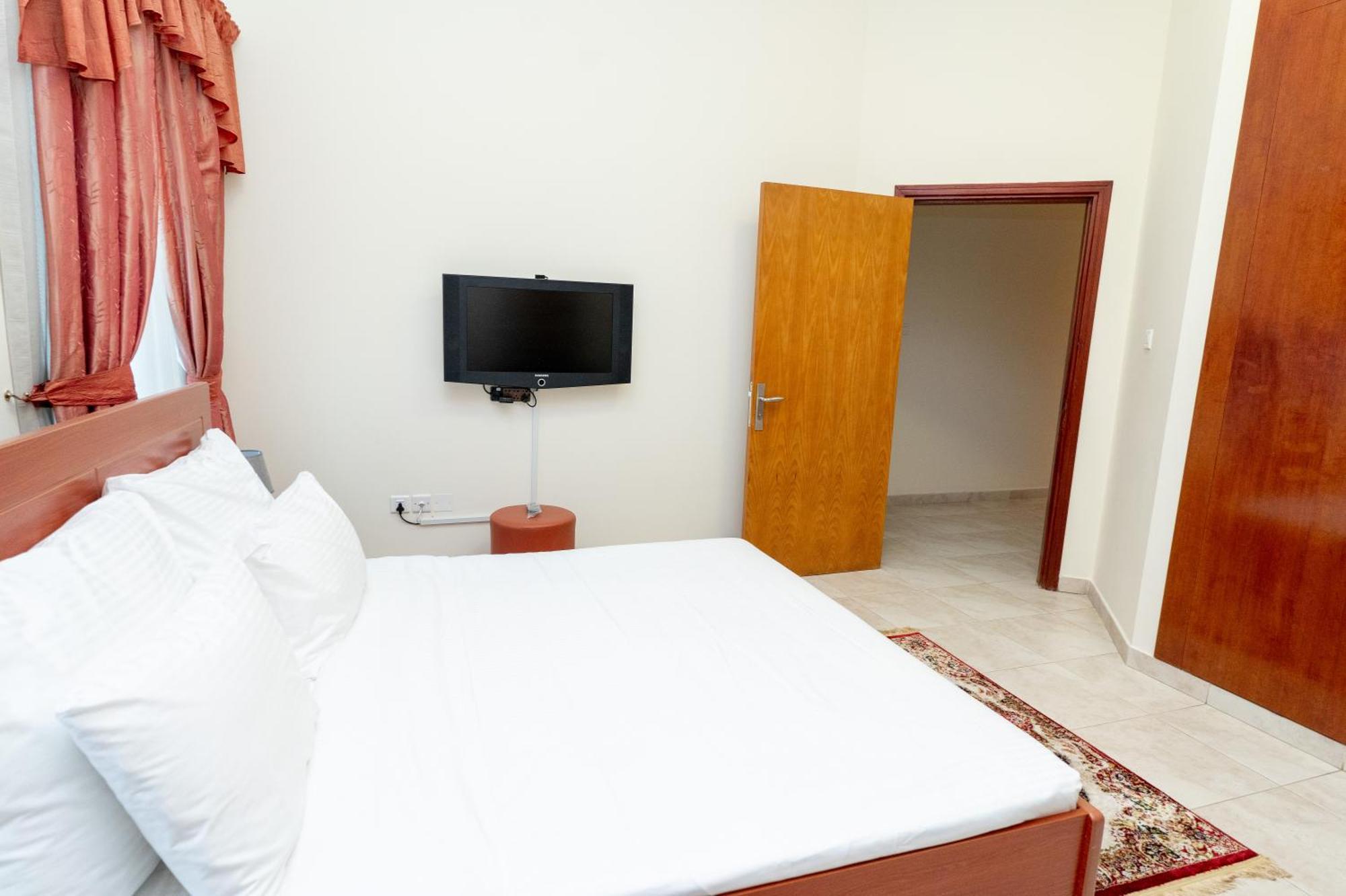 Al Raya Aparthotel