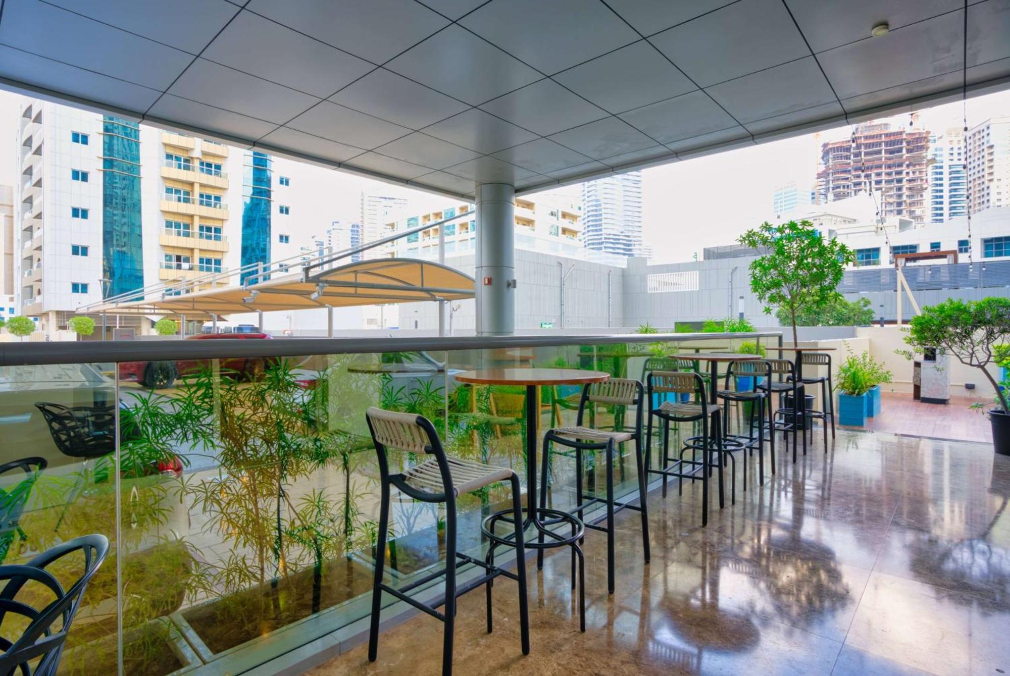 The First Collection Marina Hotel