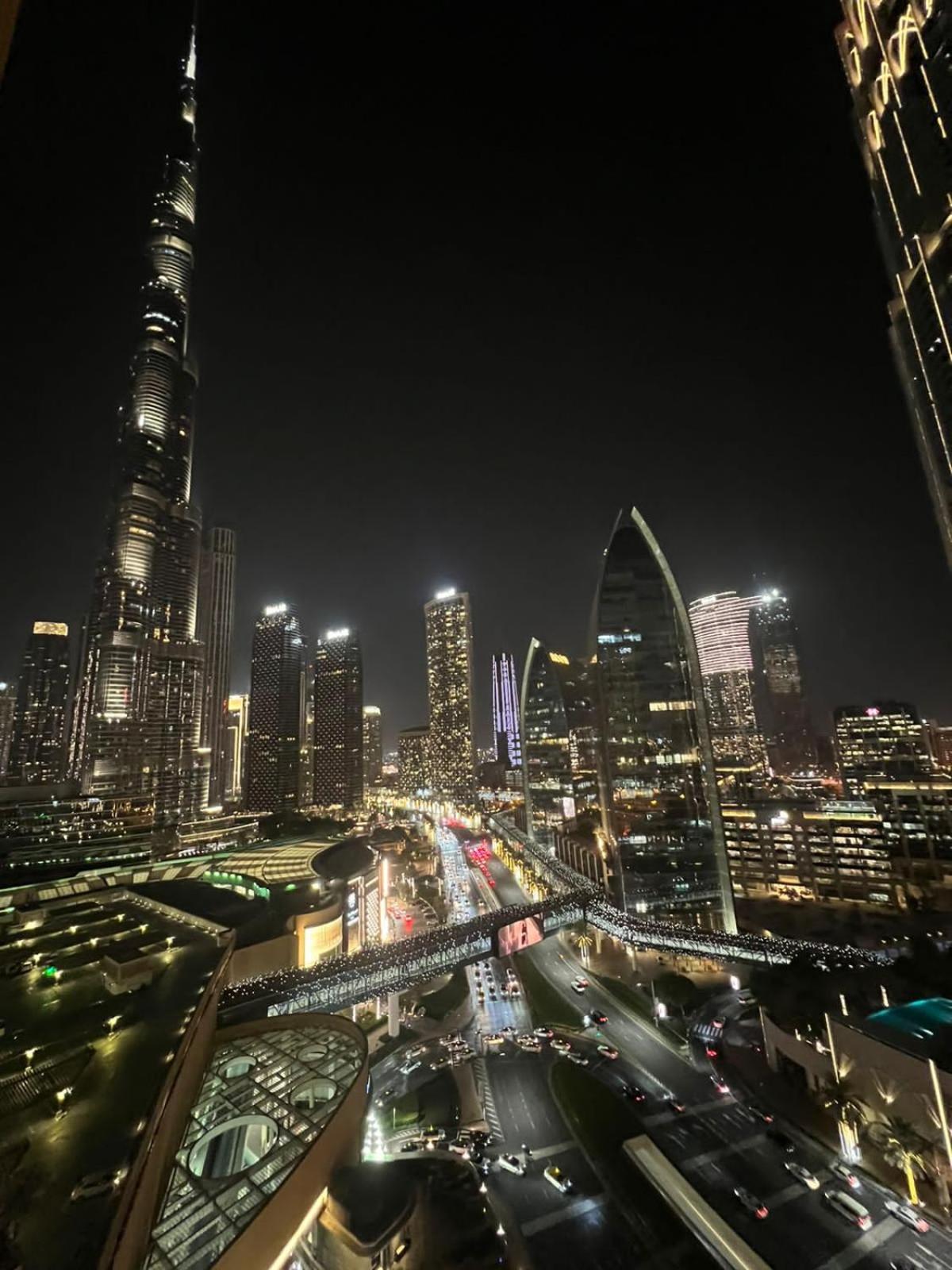 Apartment Address Mall Fashion Avenue Full Burj Khalifa Views Dubai