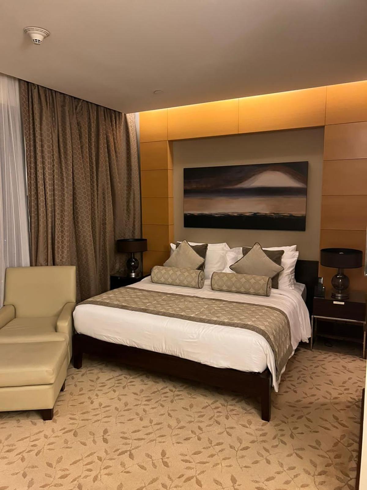 Address Mall Fashion Avenue Full Burj Khalifa Views Apartment