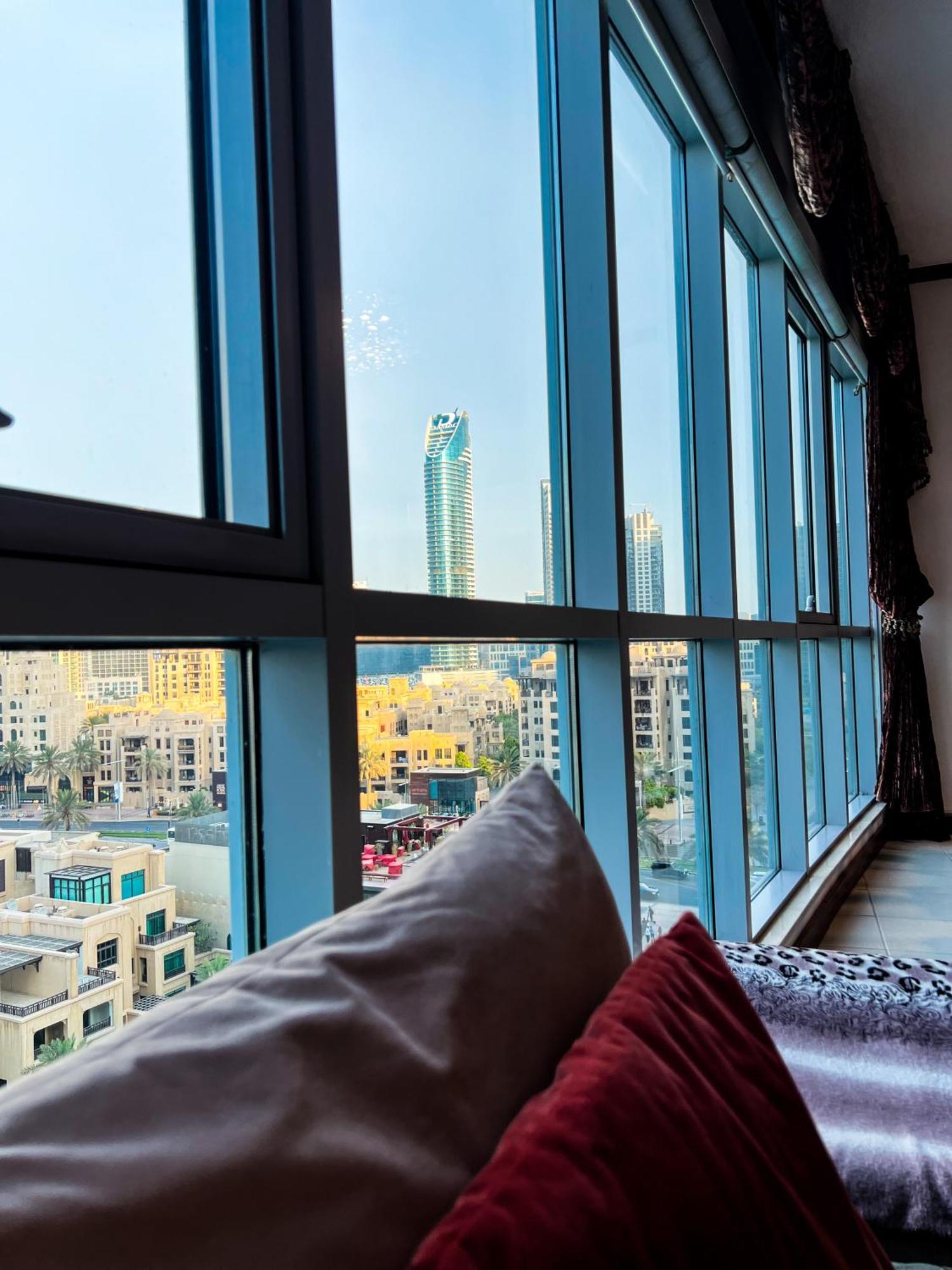 Apartment Downtown Dubai, Burj Khalifa Area, Near Mall, Full Downtown Views, Burj Residences 7, 2 Bedroom Small House Dubai