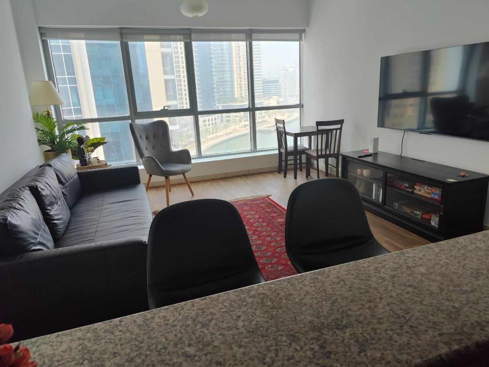Apartment 1br Apartment, Stunning Marina View, 5 Min Walk To Jbr Beach, 30 Sec Walk To Tram And Bus Stations *