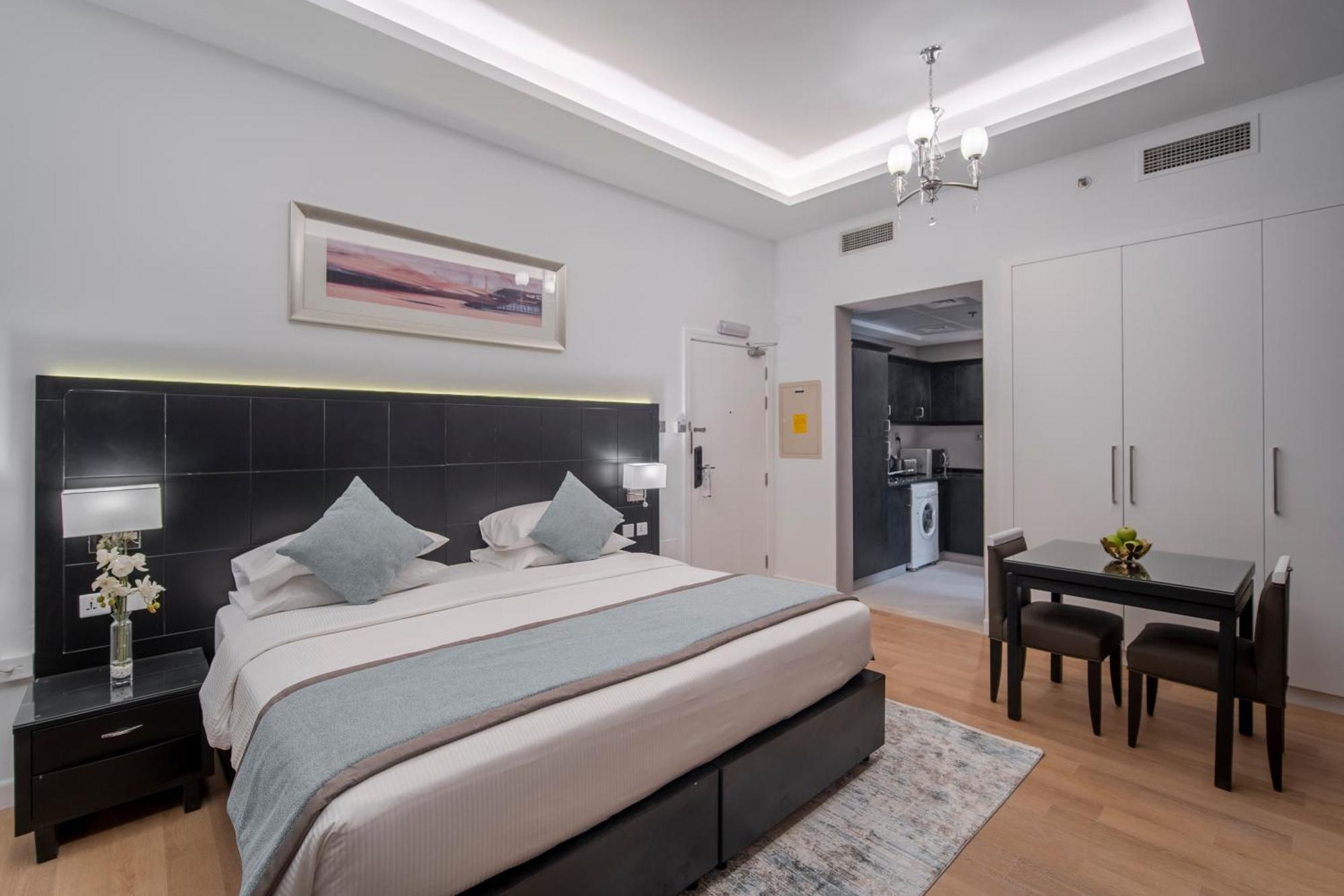 Rose Garden - Al Barsha, Near Metro Station Aparthotel