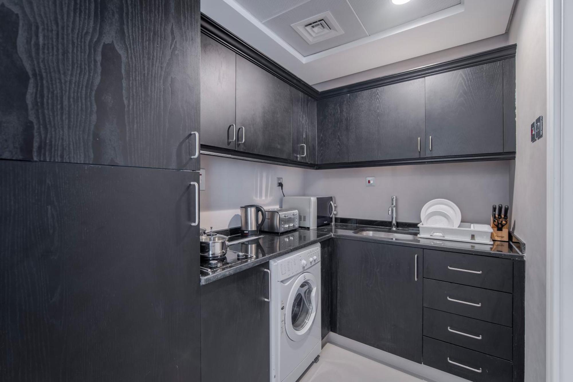Rose Garden - Al Barsha, Near Metro Station Aparthotel