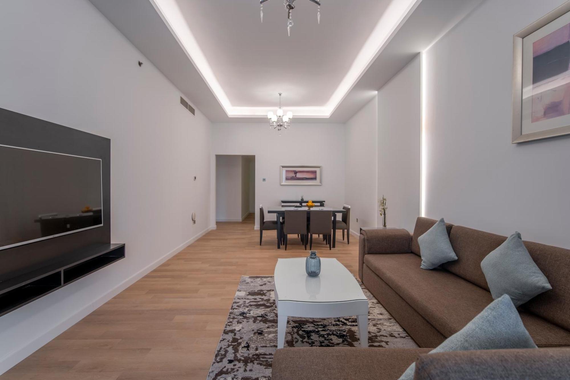 Rose Garden - Al Barsha, Near Metro Station Aparthotel