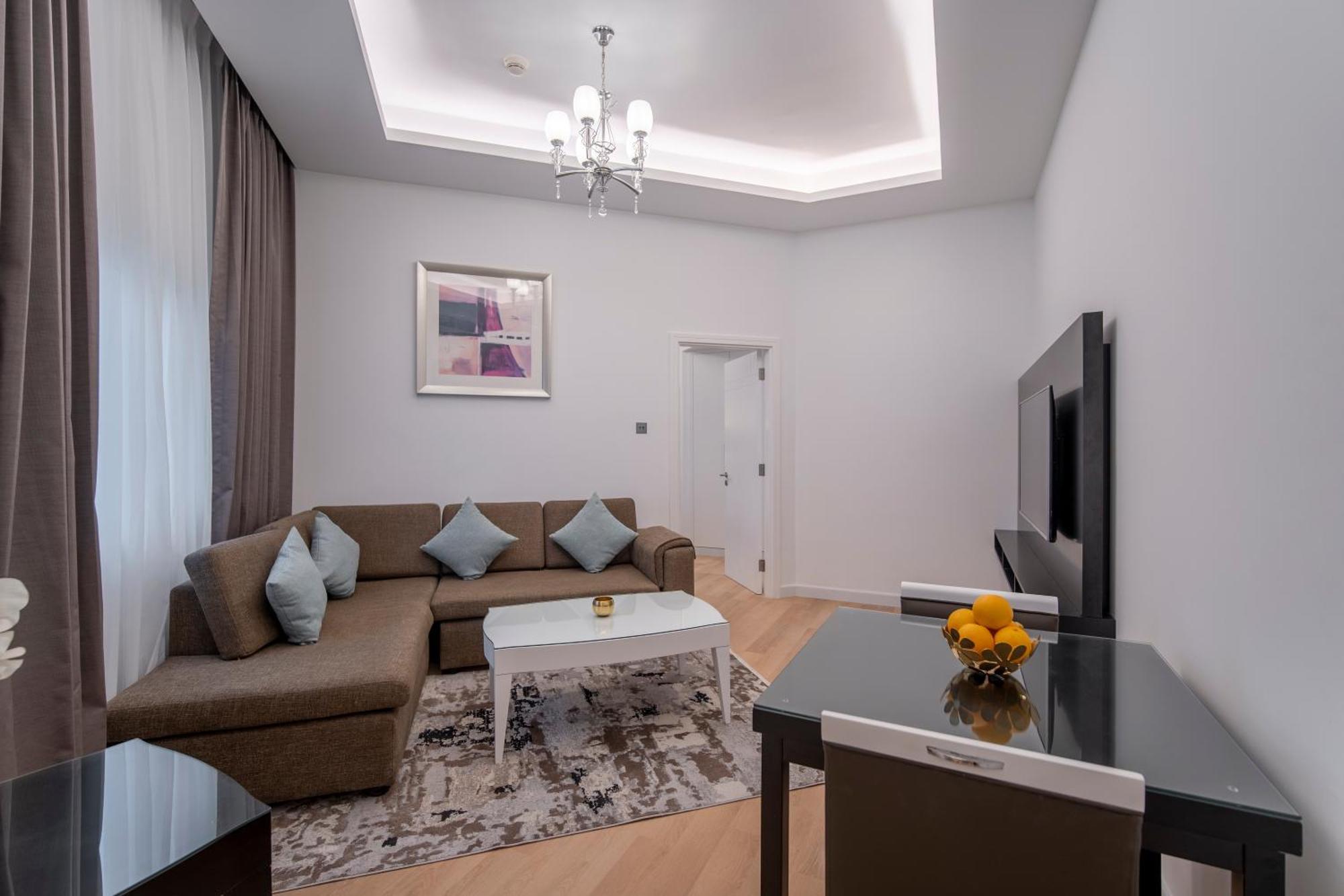 Rose Garden - Al Barsha, Near Metro Station Aparthotel Dubai