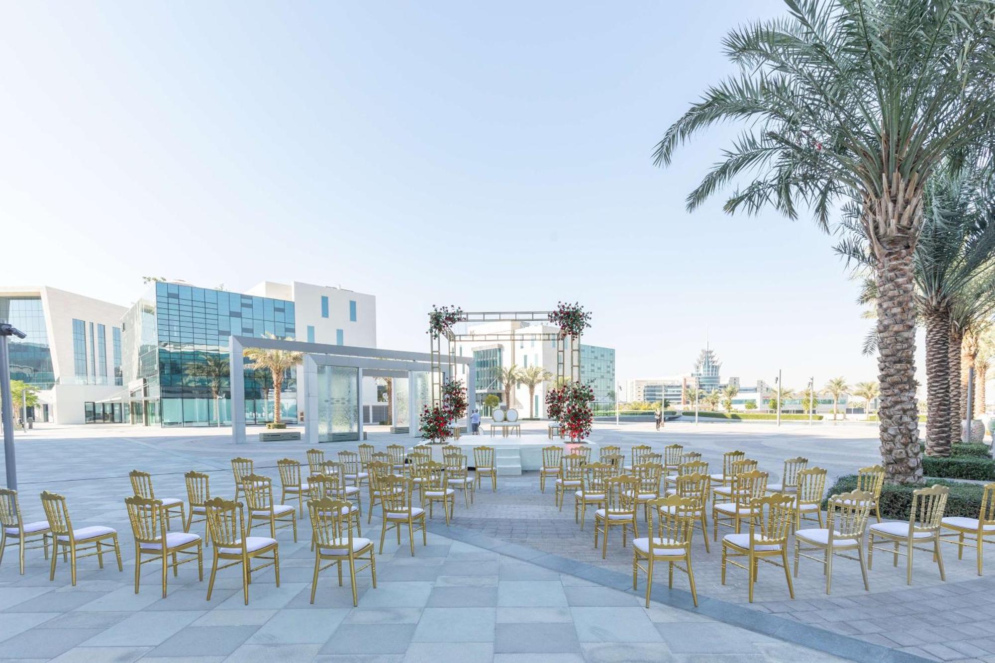 Radisson Red Silicon Oasis 4* Dubai