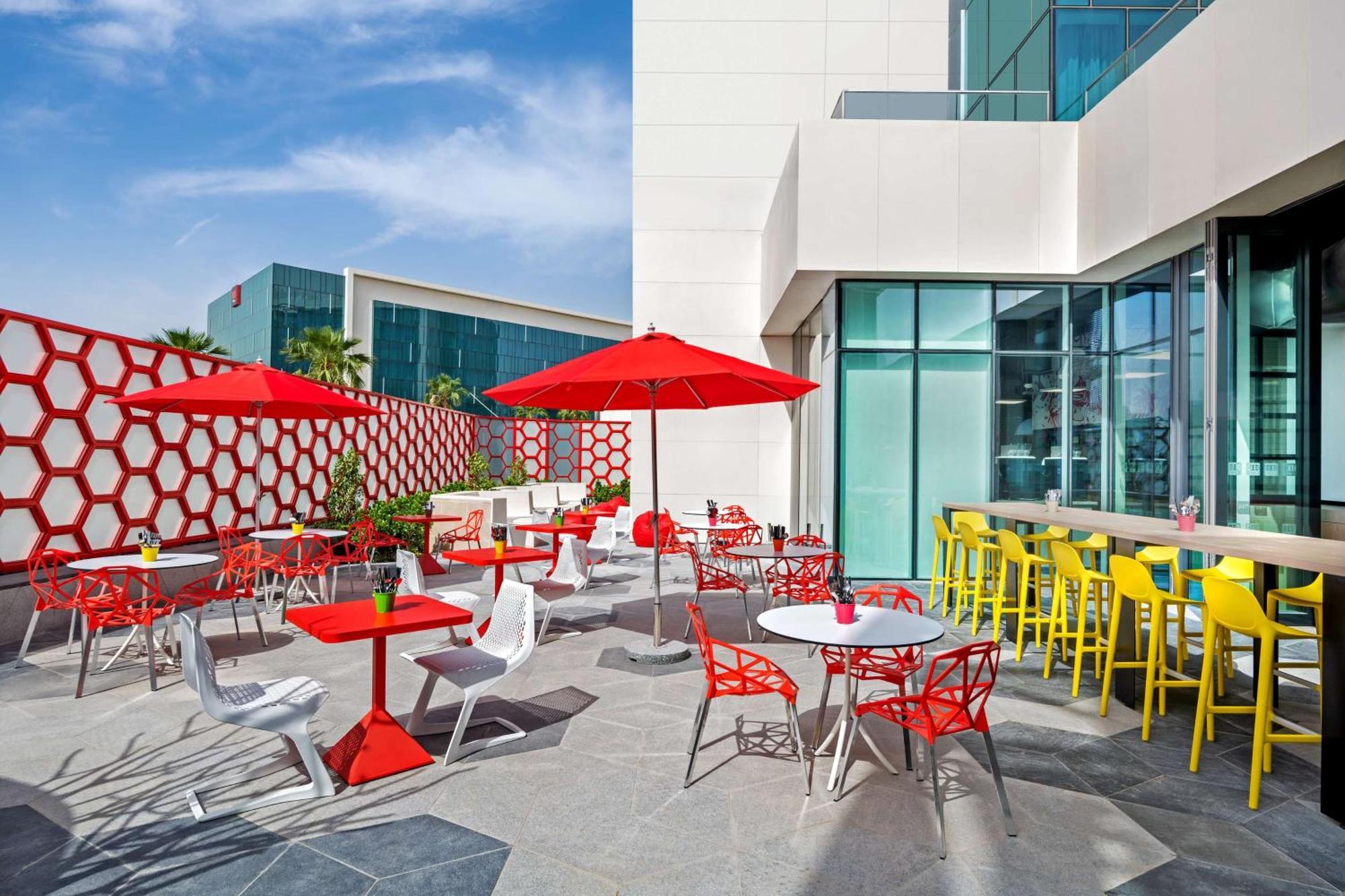 Radisson Red Silicon Oasis Hotel Dubai