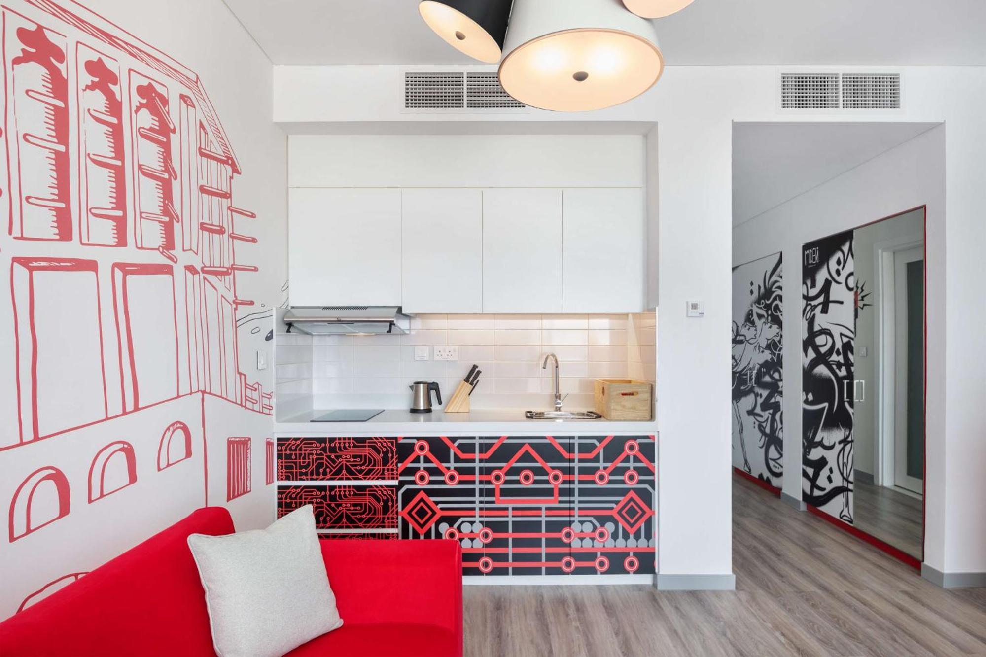 Hotel Radisson Red Silicon Oasis