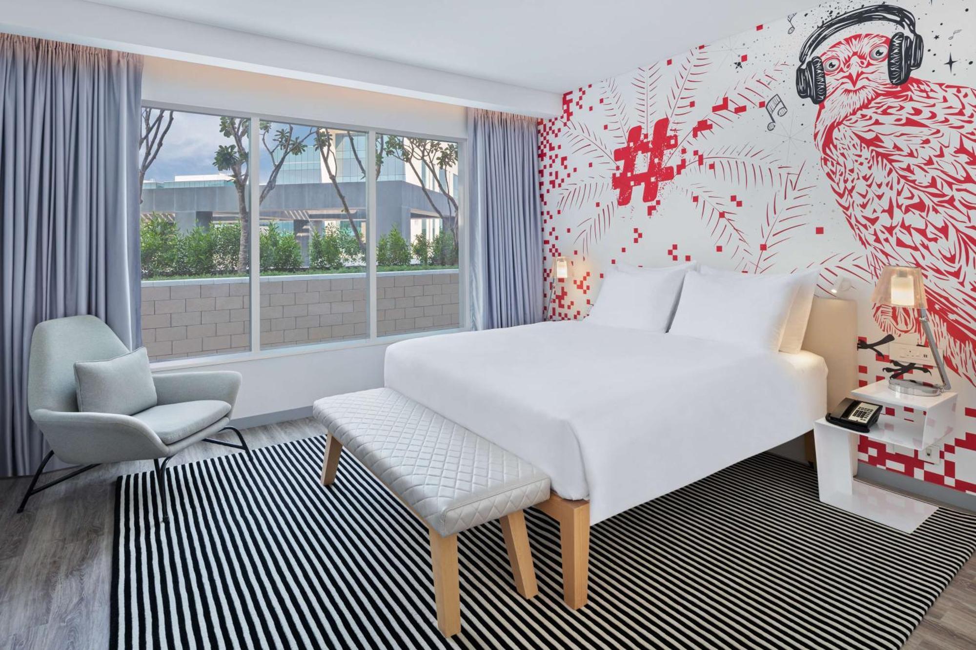 Radisson Red Silicon Oasis Hotel Dubai
