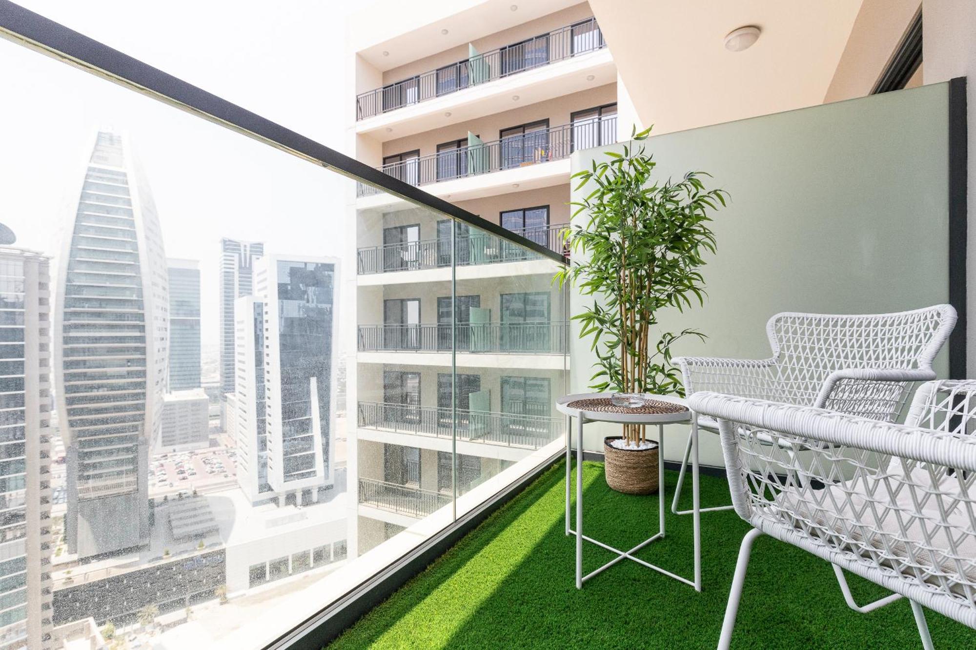 Clever Guest Zada Tower Apartment Dubai