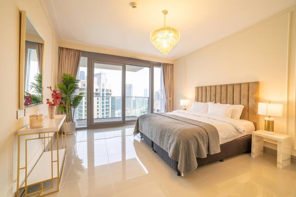Apartment First Class 3br With Full Burj Khalifa And Fountain View