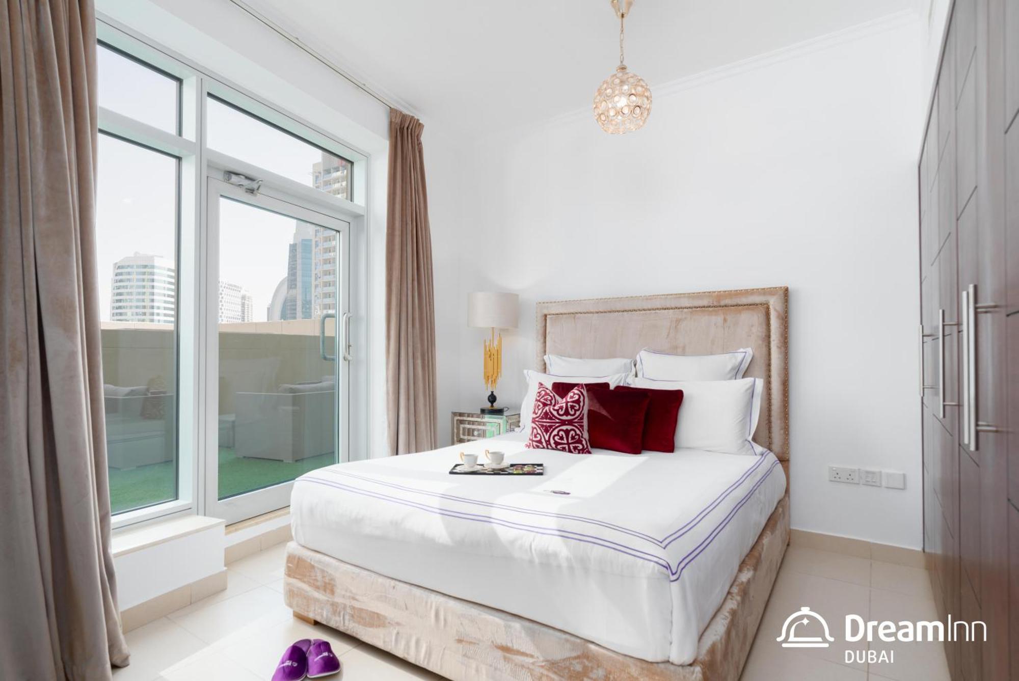 Dream - Burj Views *