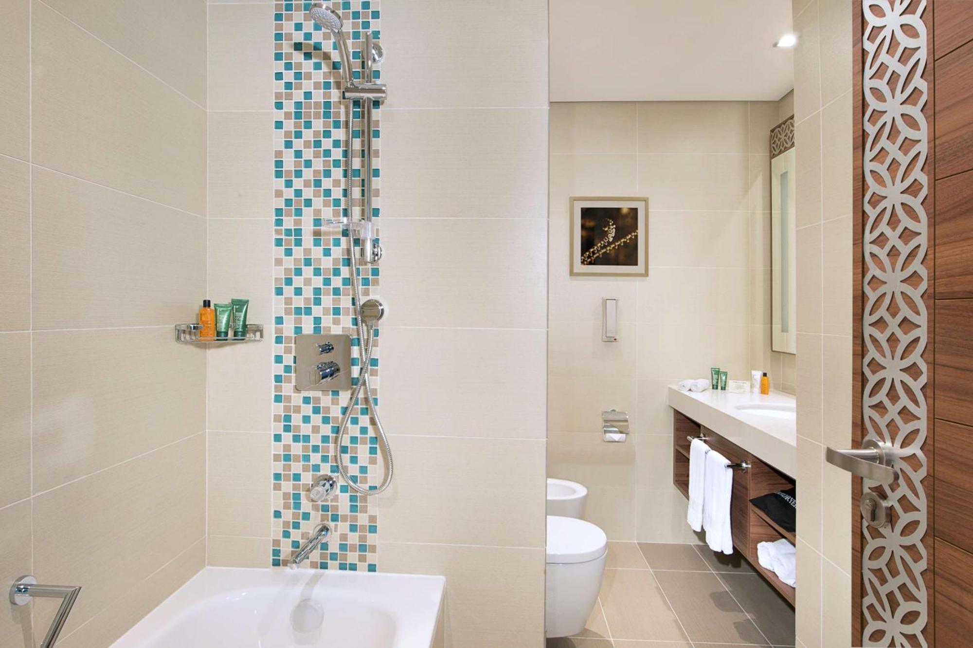 Hotel Hilton Garden Jumeirah 4*