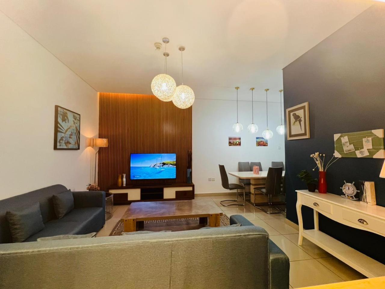 Apartment High Floor With Skyline & Burj Khalifa View 3 Bedroom Unit Marina