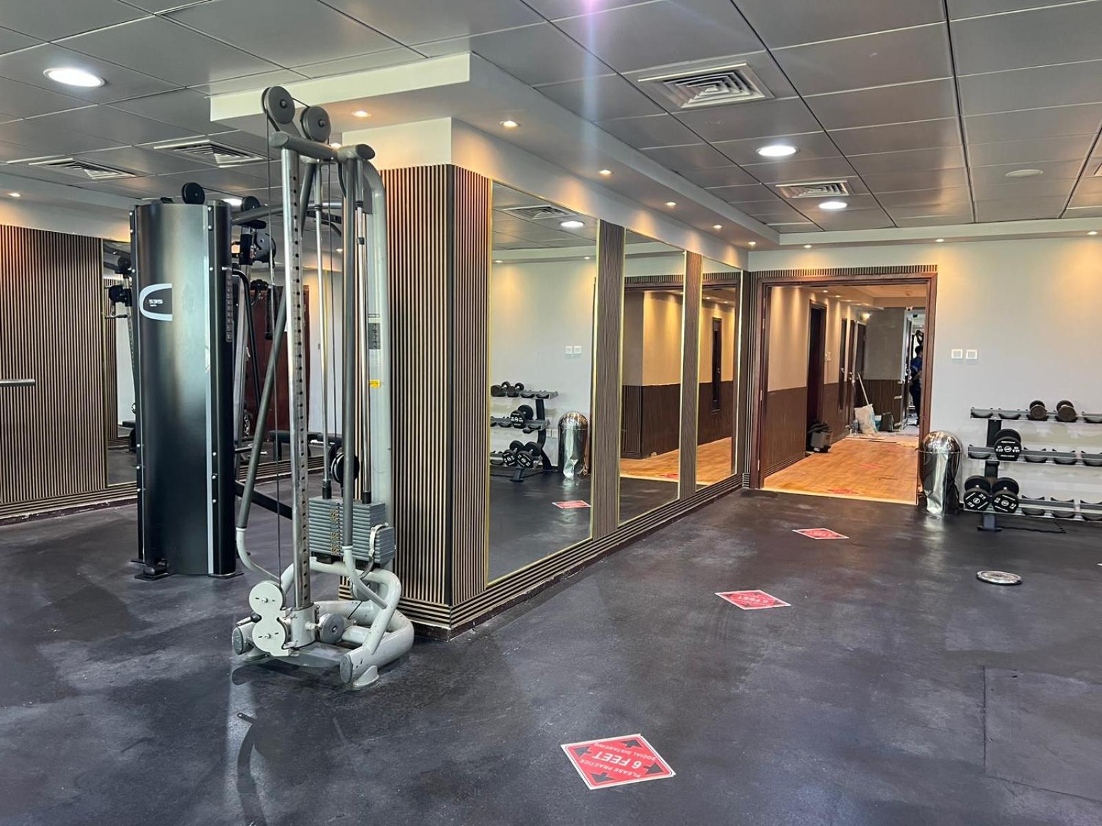 High Floor With Skyline & Burj Khalifa View 3 Bedroom Unit Marina Apartment *