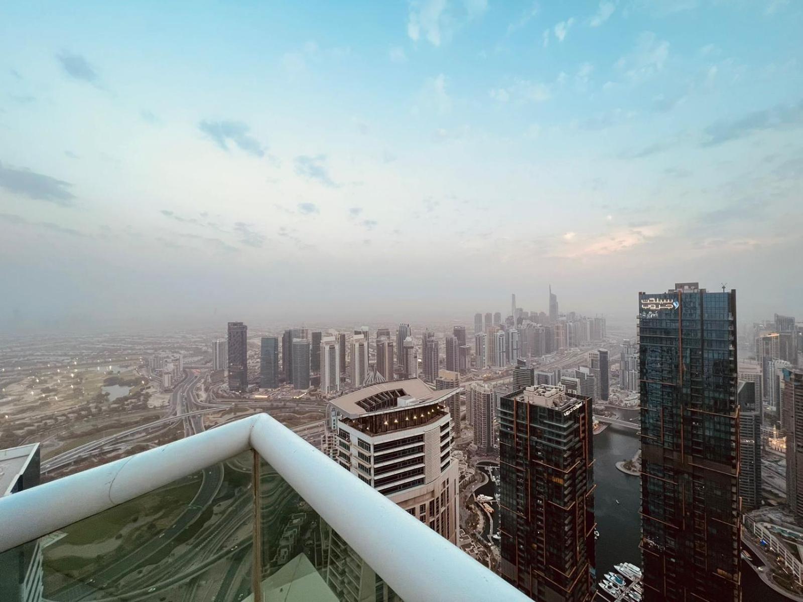 High Floor With Skyline & Burj Khalifa View 3 Bedroom Unit Marina * Dubai
