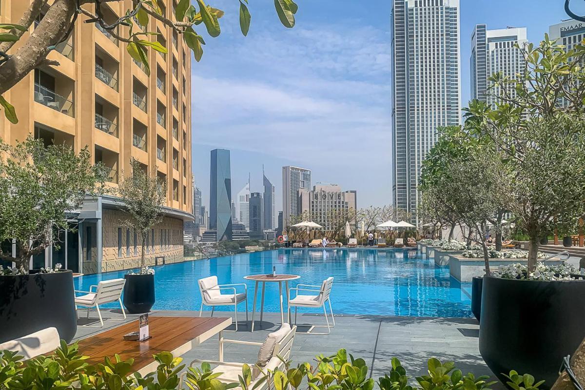 Frank Porter - Emaar Residences Fashion Avenue *