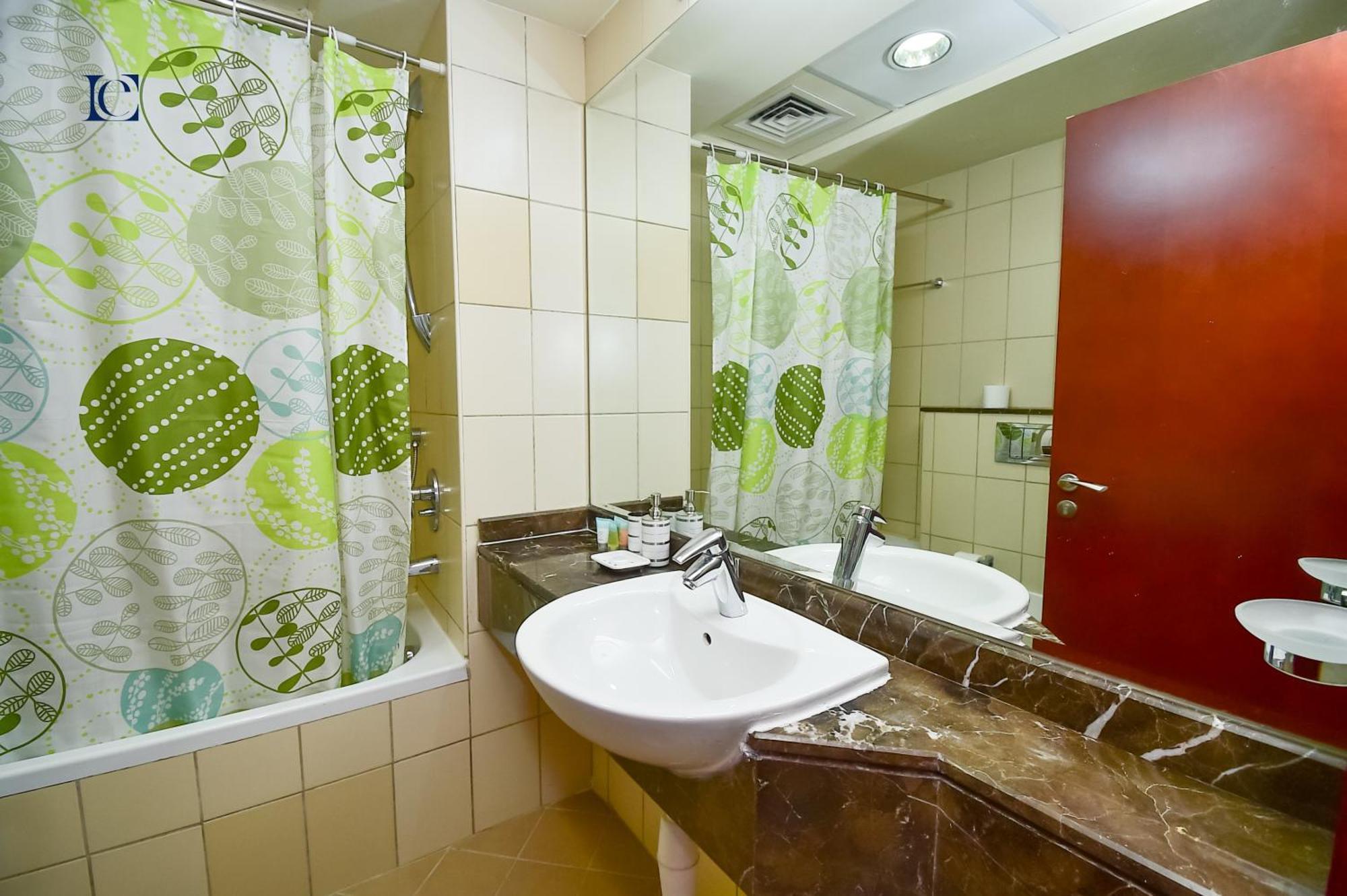Luxury Escapes - New View In Jlt - Near Metro * Dubai