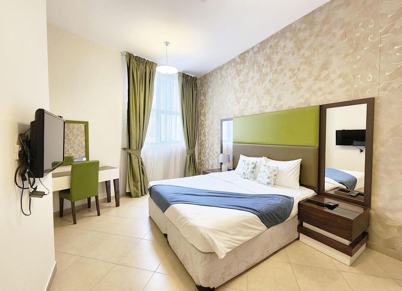 Rh- Modern Urban Oasis, Spacious 02rb Near Mall Of Emirates Daire *
