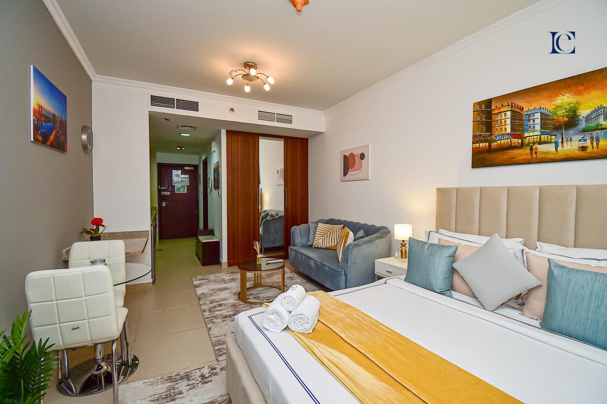 Luxury Escapes - Cozy - Goldcrest Executives Jlt Dubai