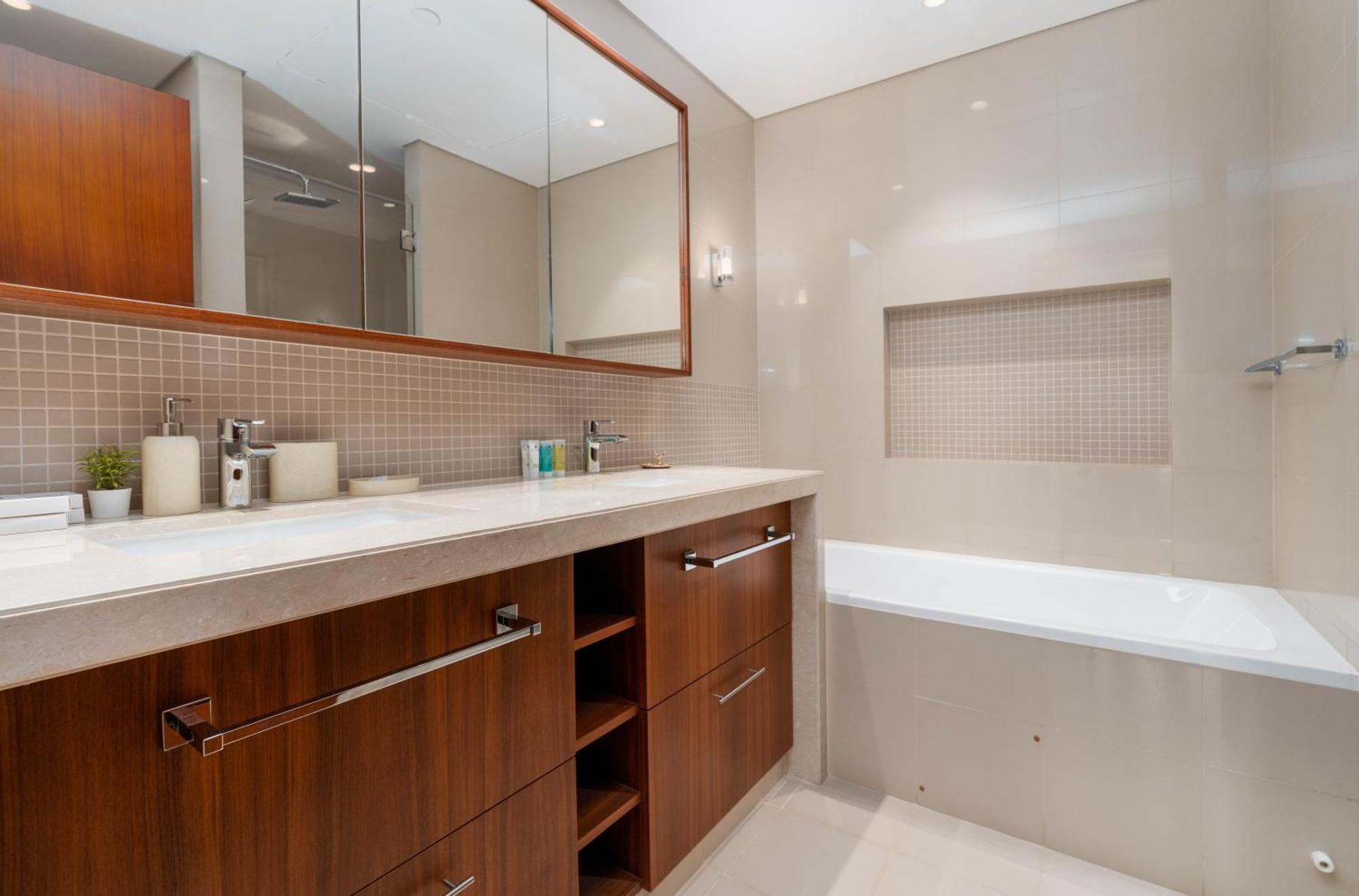 Lux Apt-burj View Opp. Dxb Mall Apartamento *