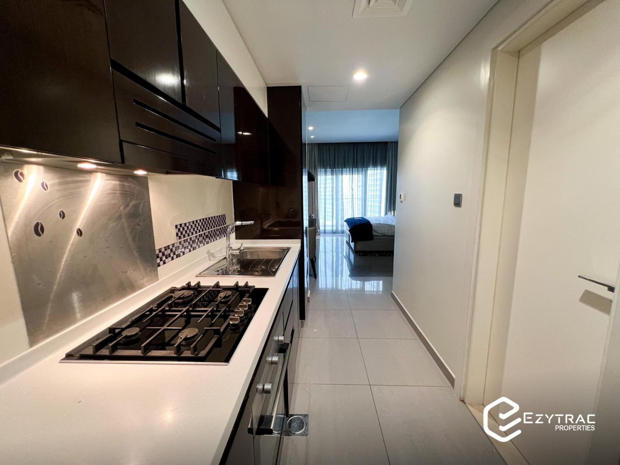 In Damac Majestine Business Bay - Ezytrac * Dubai