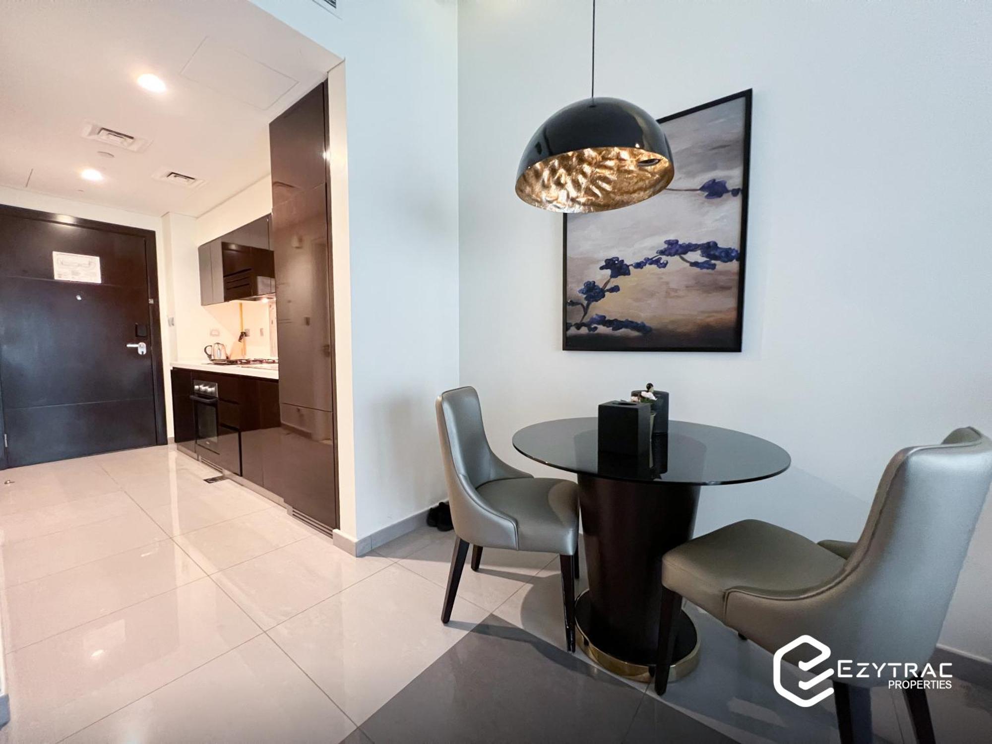 In Damac Majestine Business Bay - Ezytrac Apartment