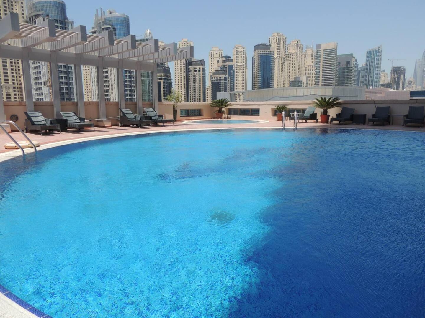 Luxury 1 Bedroom With Sea View *
